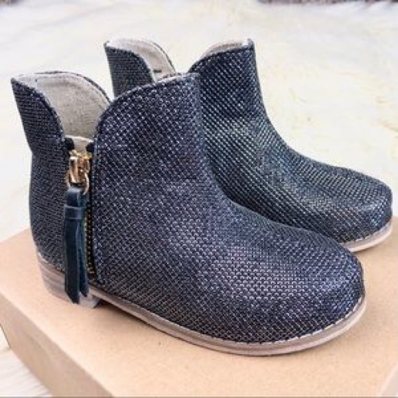 NWT Joyfolie Girls Kaitlin Booties in Black